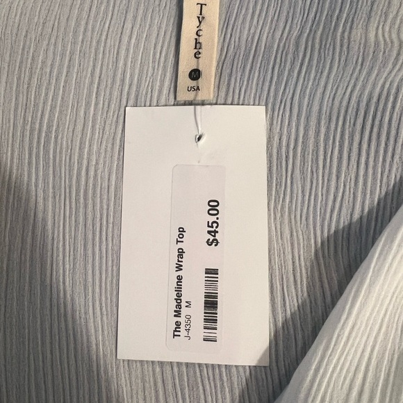 Cover up - Picture 2 of 2